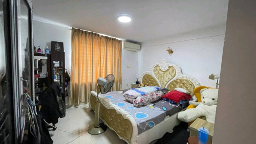 លក់បន្ទាន់ ក្រោមទីផ្សារកម្ចីធនាគារបាន 10មុឺន។