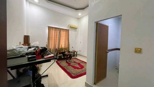 លក់បន្ទាន់ ក្រោមទីផ្សារកម្ចីធនាគារបាន 10មុឺន។