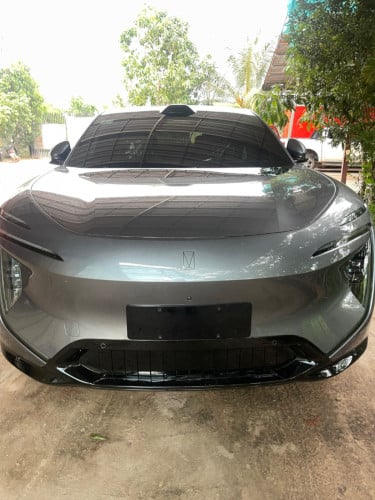 ឡានលក់ AVATR025 650KM MAX មិនទាន់ធ្វេីស្លាកលេខ
