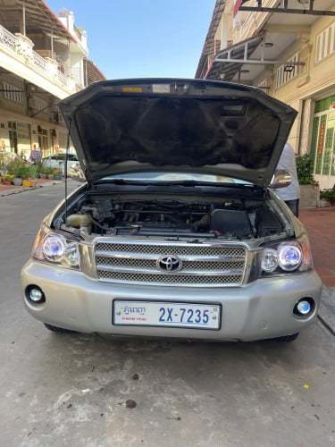 ដាក់គុជរថយន្ត គុជប្រភេទ GTR ពន្លឺភ្លឺច្បាស់ មិនចាំងភ្នែកអ្នកដំណើរផ្សេងទៀត