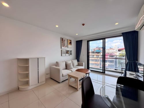 1 bedroom in BKK1 new furniture