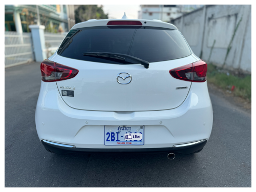 Mazda2