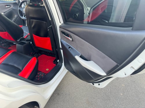Mazda2