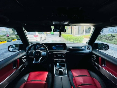 Mercedes-Benz G63 up Brabus
