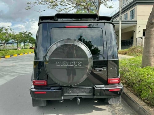 Mercedes-Benz G63 up Brabus