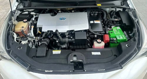 Prius 2016 full option 3 ក្បាលបេភ្នំពេញ