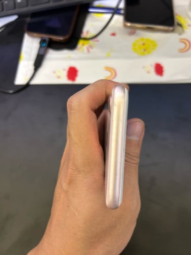 Sale IPhone 8 64Gb 30$ដាច់