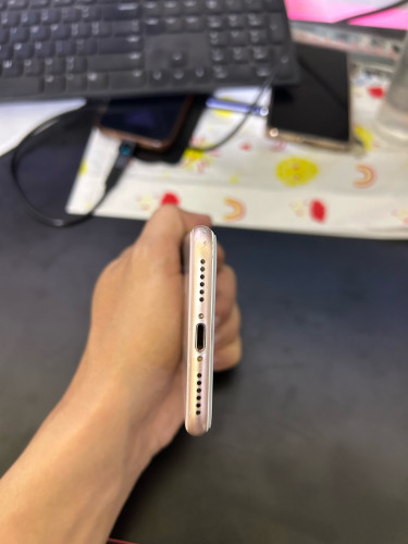 Sale IPhone 8 64Gb 30$ដាច់
