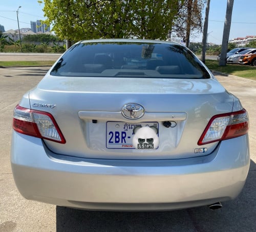 TOYOTA CAMRY HYBRID