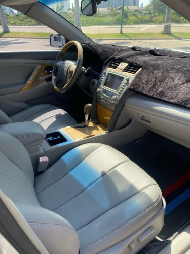 TOYOTA CAMRY HYBRID