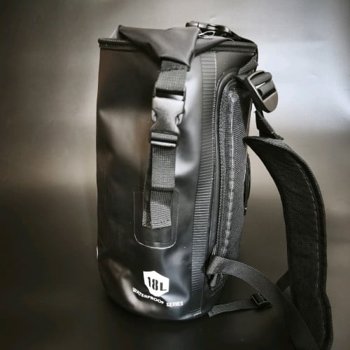 Waterproof Outdoor Backpack 18L – Surfing, Rafting, Canyoning, Diving & Camping Dry Bag