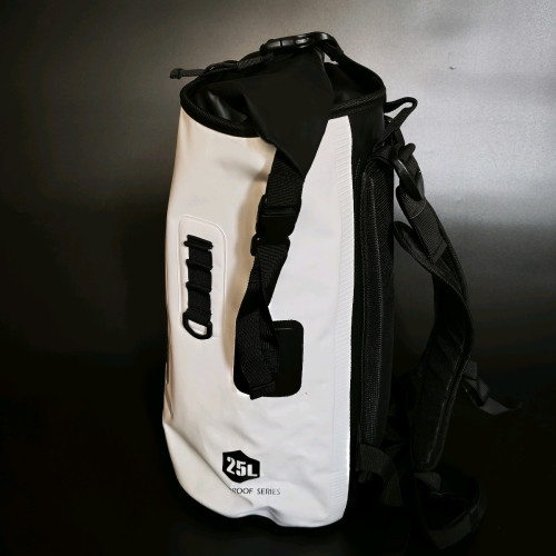Waterproof Outdoor Backpack New Nature 25L