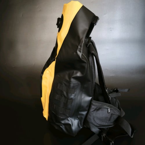 Waterproof Outdoor Backpack 40L– Surfing, Rafting, Canyoning, Diving & Camping Dry Bag