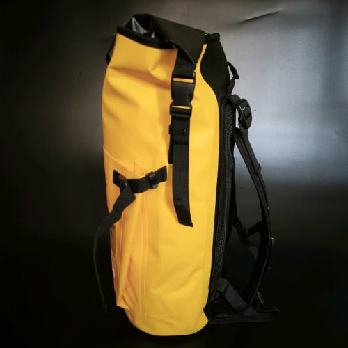 Waterproof Outdoor Backpack – Surfing, Rafting, Canyoning, Diving & Camping Dry Bag