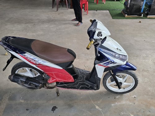 លក់ម៉ូតូclick ជិះរាល់ថ្ងៃ