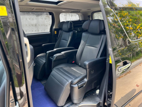 ឡានជួល | DK Car Rental | Toyota Alphard 2014