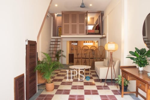 #FORSALE Stylish 3-Bedroom Townhouse✨-📍Chakto Mukh, Phnom Penh