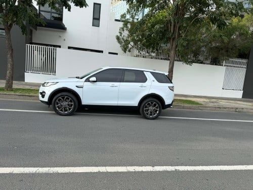 Rang Rover Discovery Sports 2015សាំង:18800$