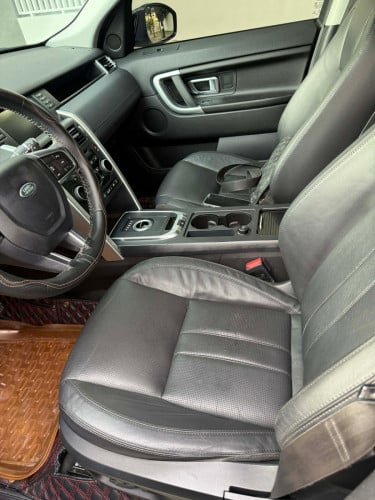 Rang Rover Discovery Sports 2015សាំង:18800$