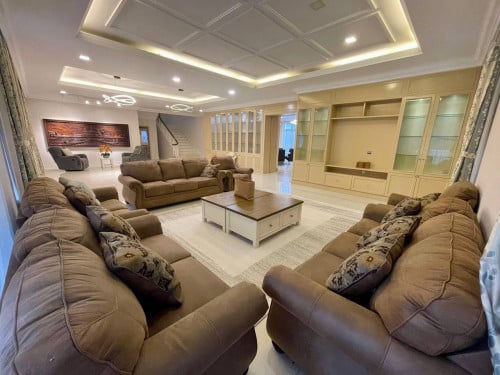 7 Bedroom Pool Villa for Rent in Borey Peng Houth NR1