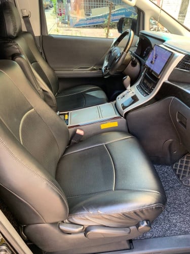 Alphard 012 កៅអីម៉ាស្សា ទូរទឹកកក ស្លាកលេខPP CA………