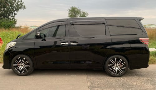 Alphard 012 កៅអីម៉ាស្សា ទូរទឹកកក ស្លាកលេខPP CA………
