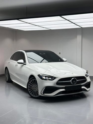 C300 2022 AMG Top Option 30000miles used only