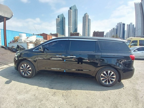 Kia Carnival 2015 សាងលក់បន្តបាន