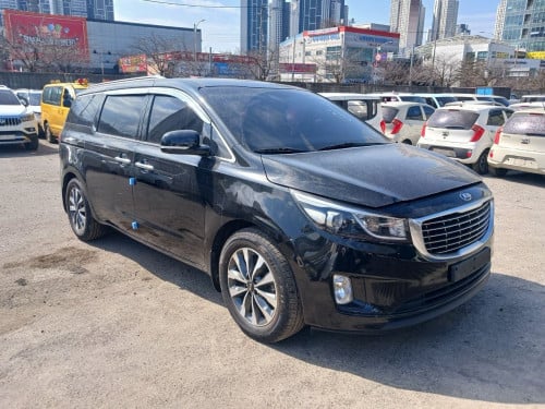 Kia Carnival 2015 សាងលក់បន្តបាន