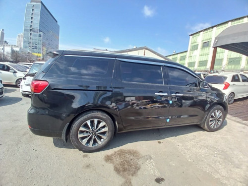 Kia Carnival 2015 សាងលក់បន្តបាន
