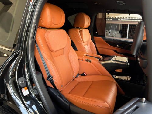 LEXUS LX600 VIP 2025 ក្រដាសពន្ធ