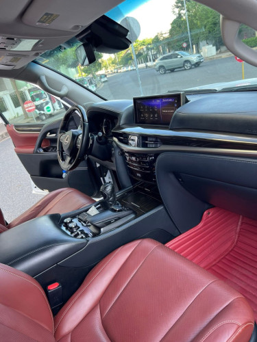 LX 570 2019 black edition ស្អាតថ្លៃថ្នូរ 80000km Zin ឡានម្ចាស់ដើម ថ្មីខ្លាំងគ្មានប្រវត្តជួល