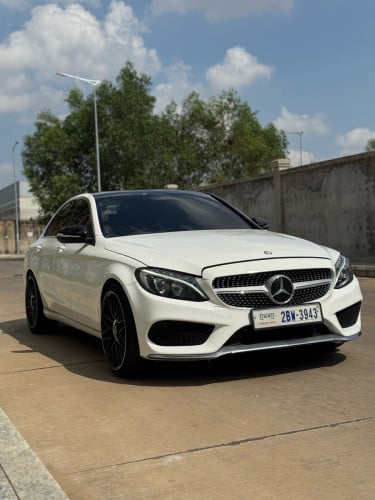 Mecerdes C300 ឡានស្អាត