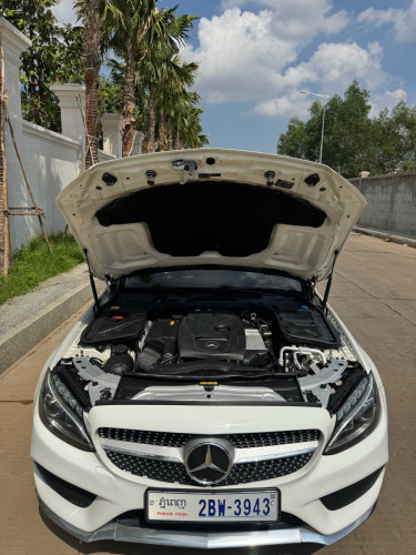 Mecerdes C300 ឡានស្អាត