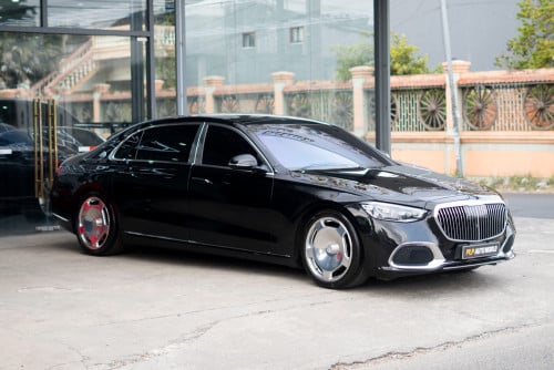 Mercedes Benz S580 Maybach 2022