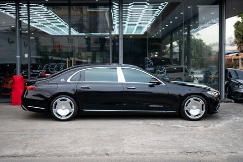 Mercedes Benz S580 Maybach 2022