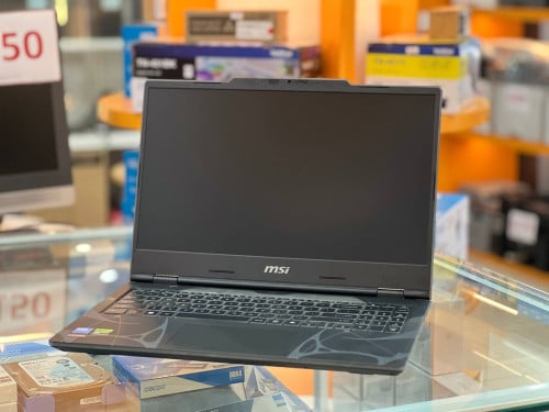 MSI Cyborg 15 B13WFKG