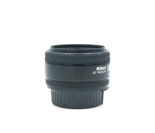 NIKON AF 28mm F/2.8