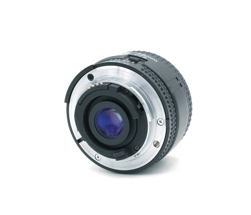 NIKON AF 28mm F/2.8