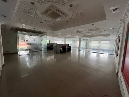 Office building for rent at Dounpenhโ๏ธ