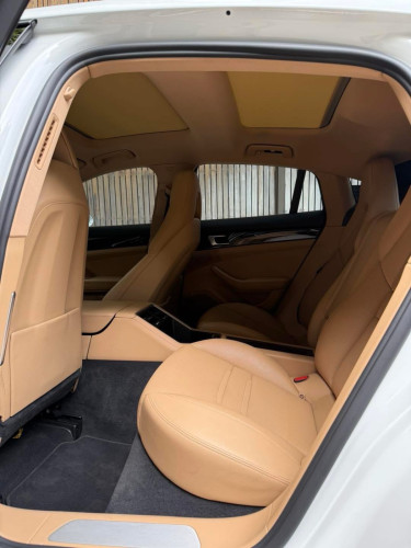 Porsche Panamera 2017 Full option