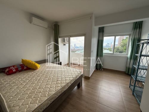 Studio 220$, Sihanoukville