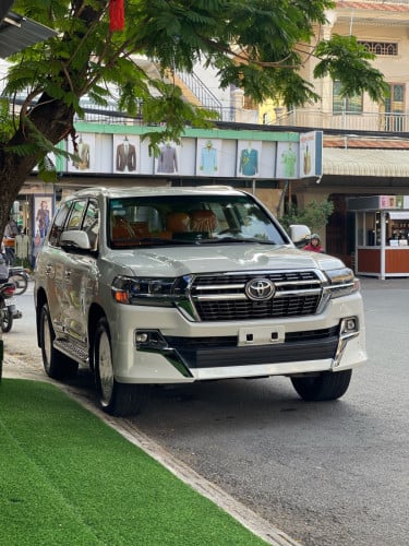 Toyota Land Cruiser 2010 upgrade 2021