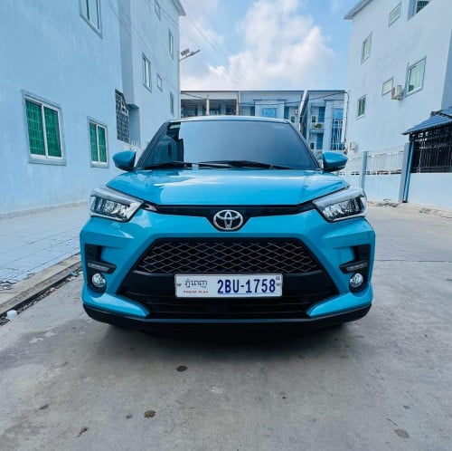 Toyota Raize 2023 ឡានថ្មីដាច់ ហ្សុីន១ជុំ