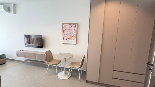 Urban Village /Studio room for rent