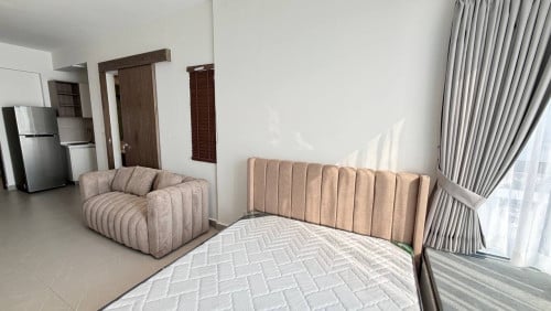 Urban Village /Studio room for rent