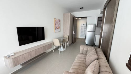 Urban Village /Studio room for rent
