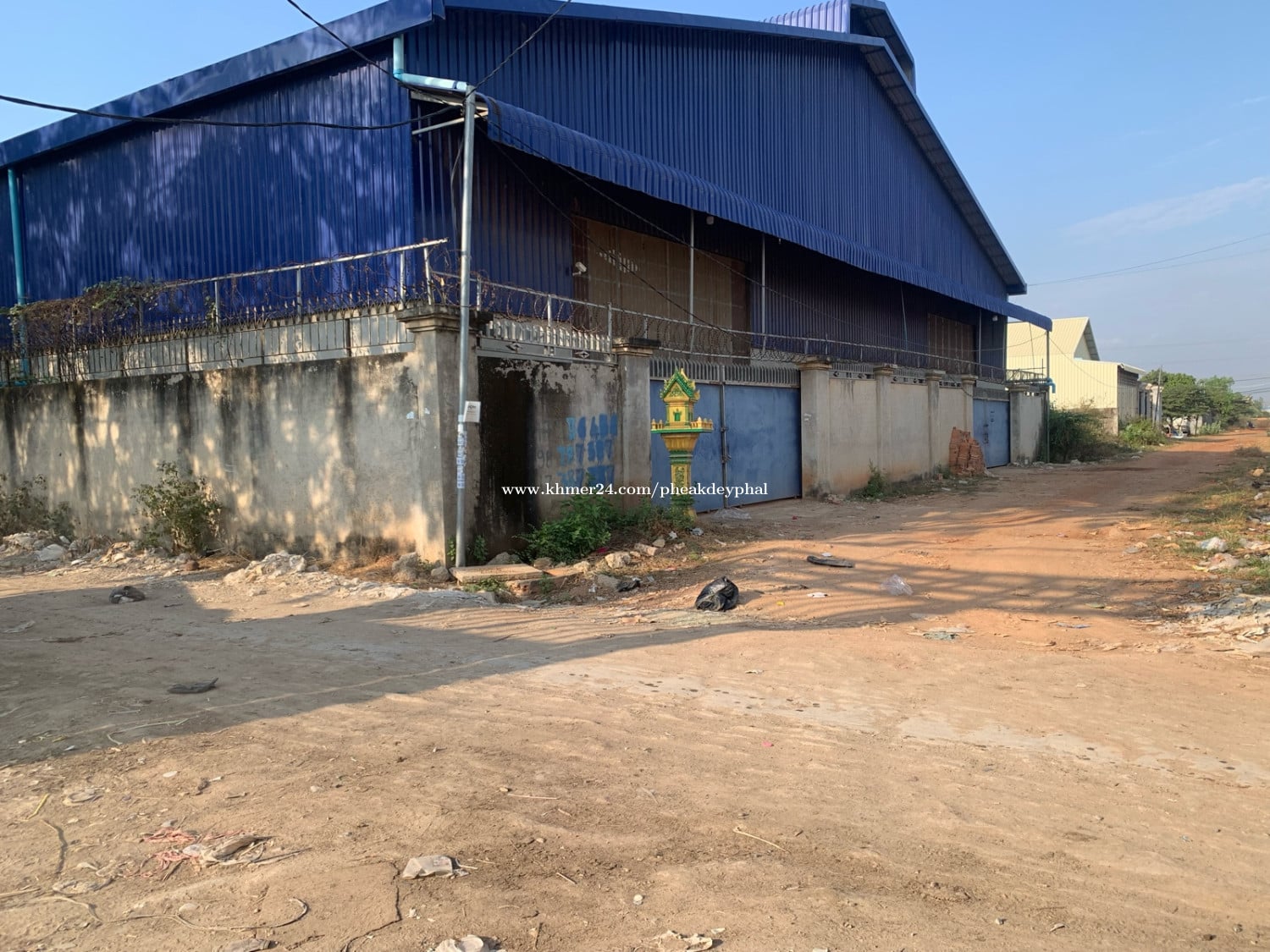 ឃ្លាំងកែង ជិតខុនដូ សែនសុខ