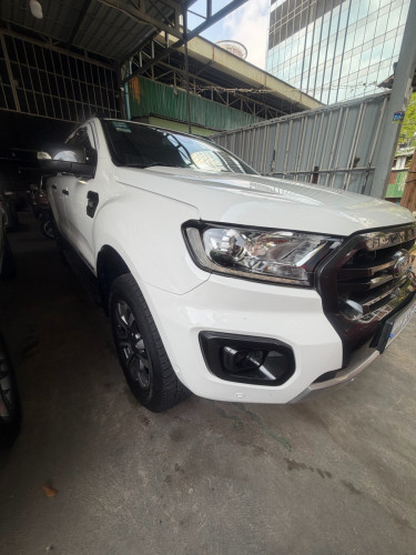 ថ្មីមិនដែលជួប