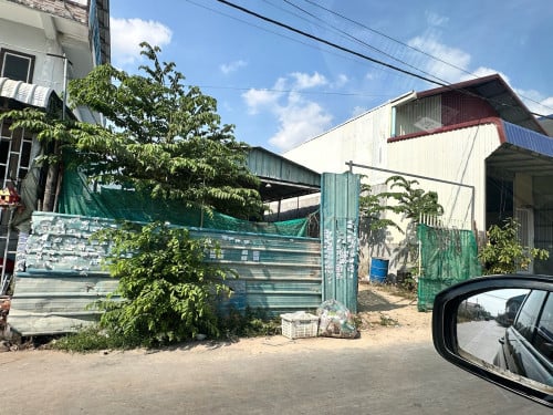 ដីនៅជិតអូដឹម